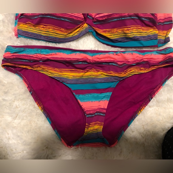Skye Bikini Size L NWOT Multicolored - Picture 6 of 6